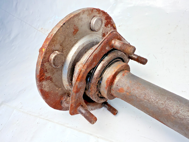 1955 - 1956 Chevrolet Bel Air LEFT Drivers Rear Axle 28-4/16" Chevy U3B-2