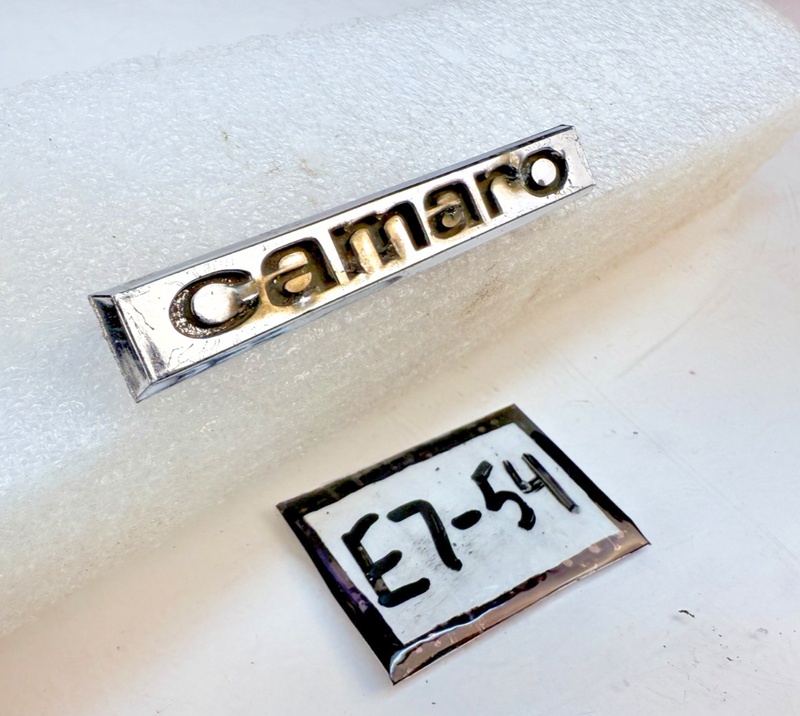 OEM 1967 Chevrolet Camaro Header Panel Trunk Emblem GM 3909137 E7-54