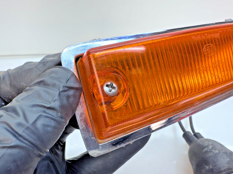 OEM HELLA Amber PAIR Front Parking Turn Signal Light SAE-DP67 BLPo-133 B78-3