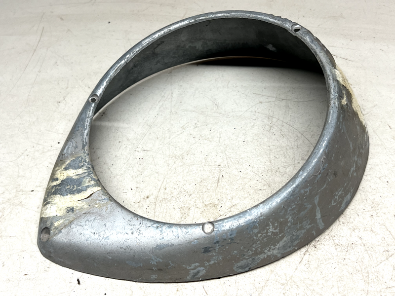 1938-1941 FORD Deluxe ELECTROLINE H-10 HEADLAMP BEZEL TRIM PAIR 38 39 40 41 B34