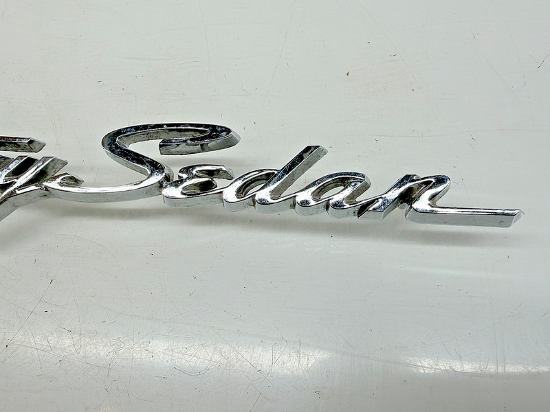 NOS 1966 1967 1968 Ford Country Sedan Emblem C6AB-71291A36-A E9-5