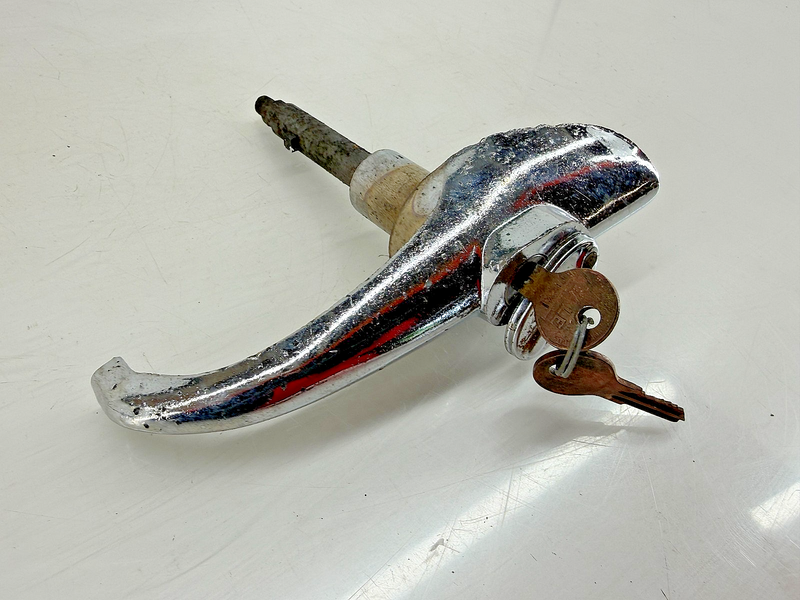 Vintage 1942 - 1946 1947 Chevrolet Aero Rear Trunk Handle Pontiac Chevy C34-52