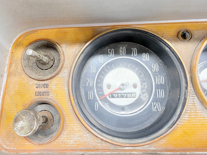 OEM 1964 1965 Chevy Chevelle Malibu El Camino Dash Bezel Gauge Cluster U1B-99