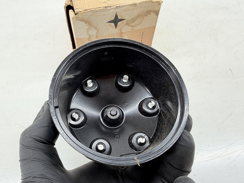 NOS AUTOLITE DH-4 DISTRIBUTOR CAP 1948 - 1973 FORD 6 CYL 7HA-12106 C77-36