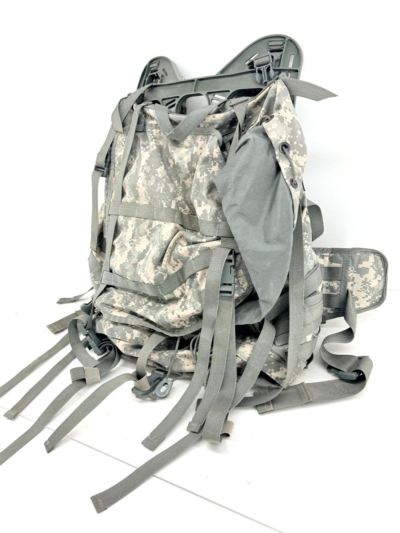 US Army MOLLE II Modular Lightweight Rucksack Backpack ACU/UCP Digital Camo 1