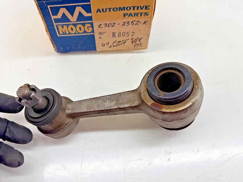NOS 1963 1964 FORD FALCON COMET V8 POWER STEERING IDLER ARM C3DZ-3352-K C18-51