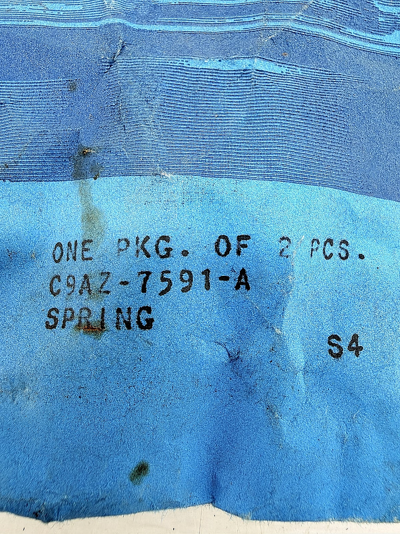 NOS 1969 - 1971 FORD MUSTANGE GALAXIE LTD LINKAGE SPRING C9AZ-7591-A C76-133