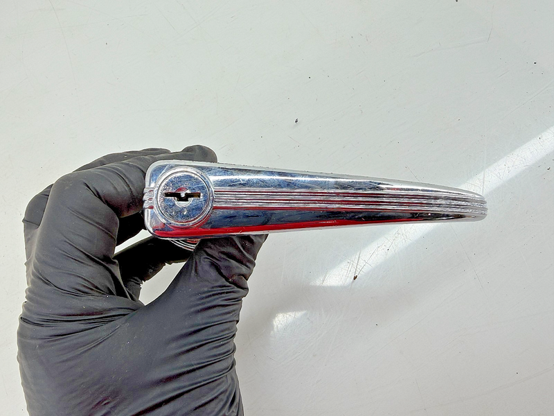 Vintage 1930's Ford Buick GM GMC Plymouth Locking Outside Door Handle C34-44