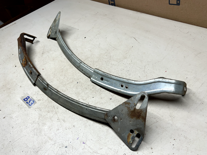 1968-1969 Torino GT Fastback Quarter Window Glass Guide Track RH LH PAIR 69 B33