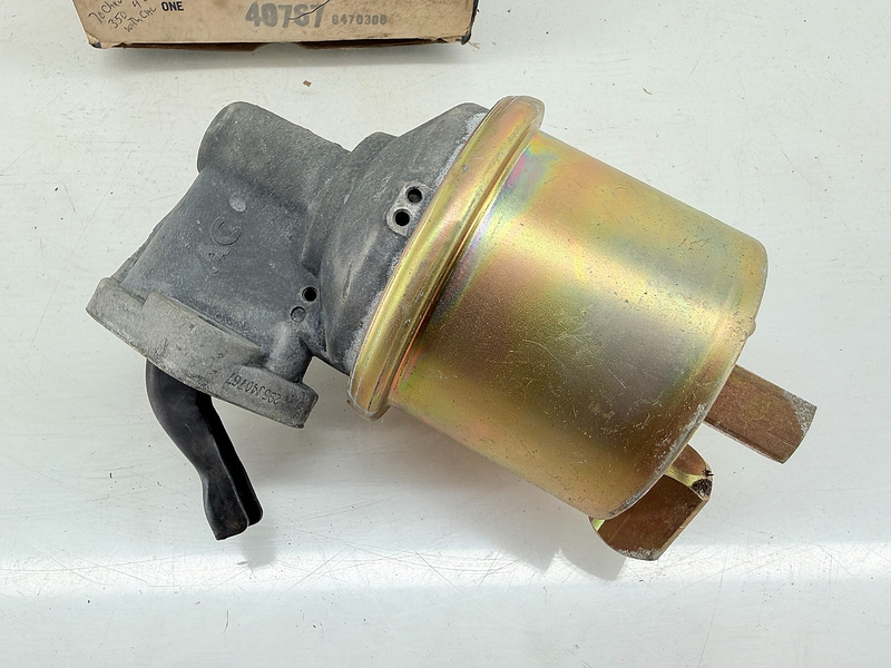 NOS GM 1970 Chevy Chevelle 350 A/C 40767 AC Fuel Pump 6470306 F-127