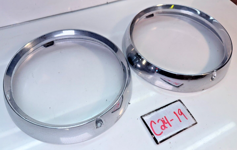 Jeep CJ Chrome Headlight Bezels Trim Beauty Ring Bezel Pair CJ7 CJ5 CJ8 C24-19