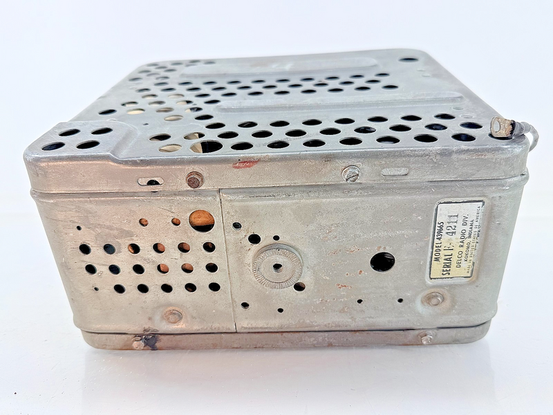 OEM 1951 - 1954 Packard Delco AM Radio 1952 1953 Clipper 439665 B77-24