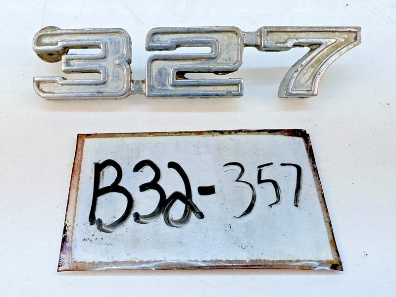 OEM GM 1969 Original Chevrolet Camaro 327 Emblem 3938667 B32-357
