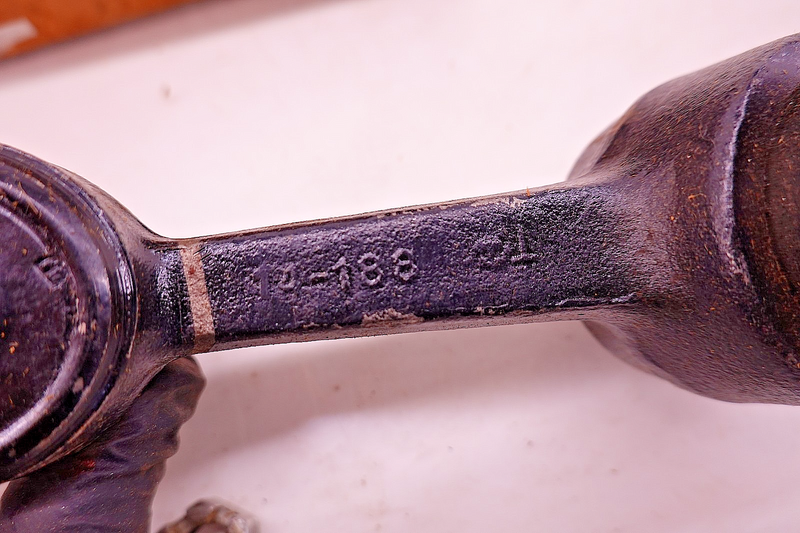 NOS 1963 1964 FORD FALCON COMET V8 POWER STEERING IDLER ARM C3DZ-3352-K C55-19