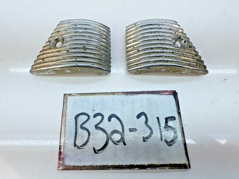Vintage OEM 1940 - 1948 FORD Light Trim Molding Emblems 41 42 43 44 45 B32-315