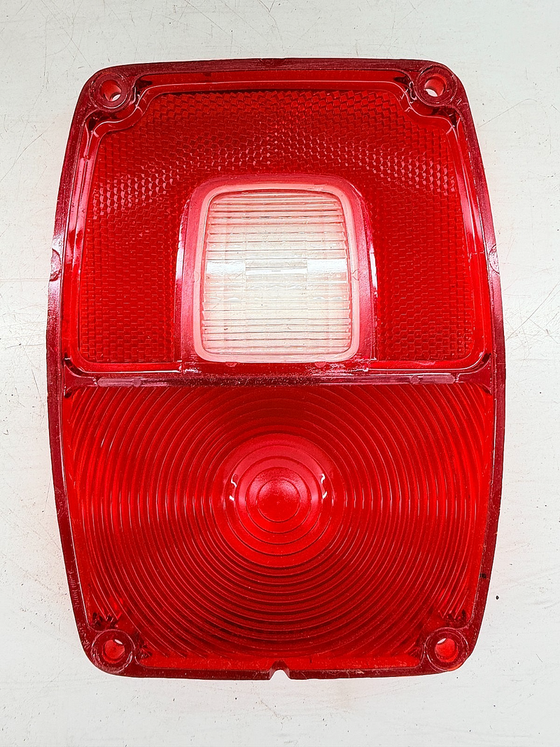 NOS 1973 - 1987 Ford F150 Tail LIGHT Lens F100 STEPSIDE FLARESIDE D3TZ13450B C73