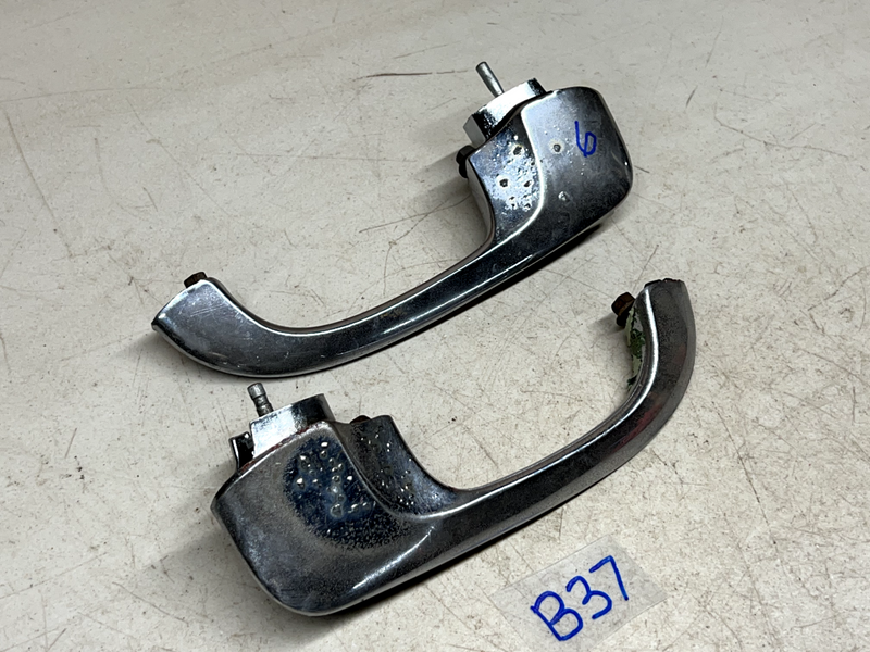 OEM 1965 66 CHEVROLET IMPALA BELAIR BISCAYNE WAGON OUTSIDE DOOR HANDLE 65 B37-6