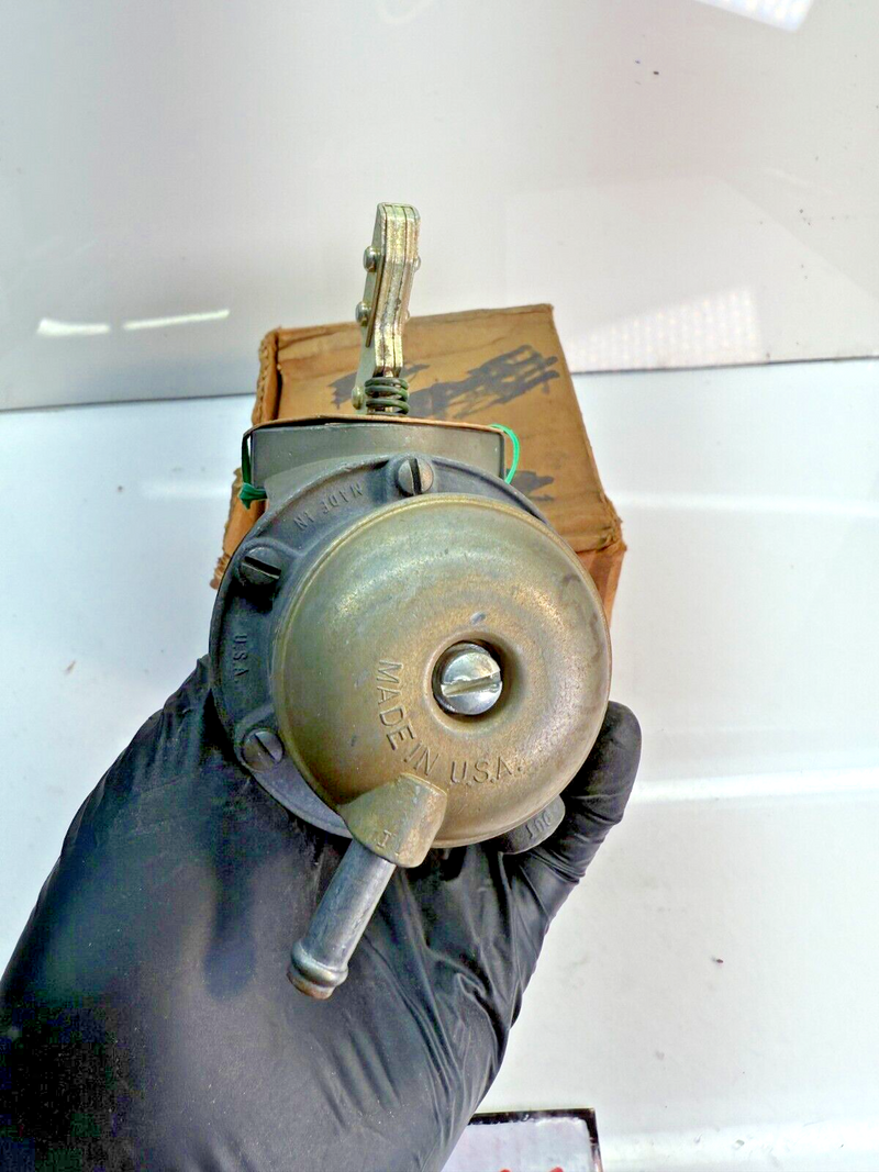 NORS Ford Mercury 1962 Fuel Pump 6490 X6490 223 6 cyl 62 F-95