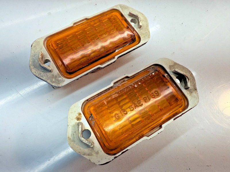OEM 1969 Camaro RS SS Z/28 Yenko Chevelle Malibu REAR MARKER LAMP LIGHT B59-40