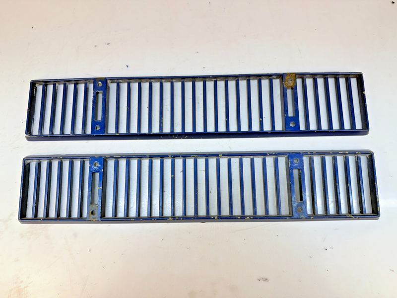 OEM 1968 - 1975 Corvette C3 Pair Rear Deck Insert Grille Vent Astro 1969 B82-21