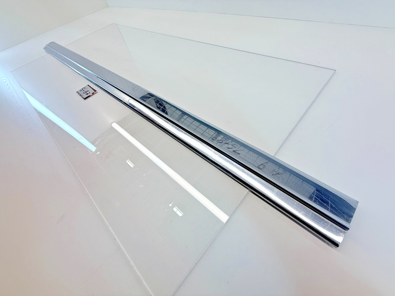 Vintage OEM GM 1949 Oldsmobile Model 76 88 RH Passenger Side Rocker Molding S82