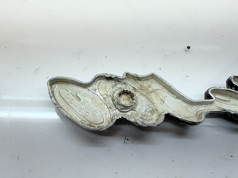 OEM 1972 -1974 Ford Galaxie 500 Emblem Badge Script D2AB-6550398-AA E8-60