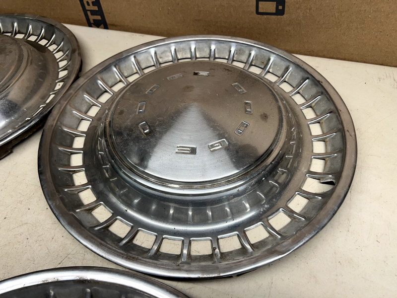 OEM 1972-76 Dodge Charger Van Challenger MOPAR Set 4 Hubcaps Good Shape U3B-11