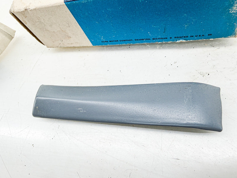 NOS 1969 1970 FORD GALAXIE LTD GRILLE MOULDING C9AZ-8242-A C78-50