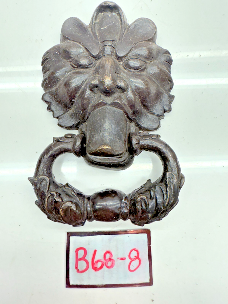 VINTAGE ANTIQUE VICTORIAN LION HEAD ARCHITECTURAL SALVAGED DOOR KNOCKER B68-8