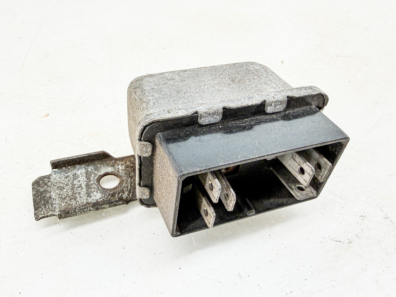 OEM 1985 - 1989 DODGE PLYMOUTH CHRYSLER MOPAR FAN COOLING RELAY 4221615 C76-179