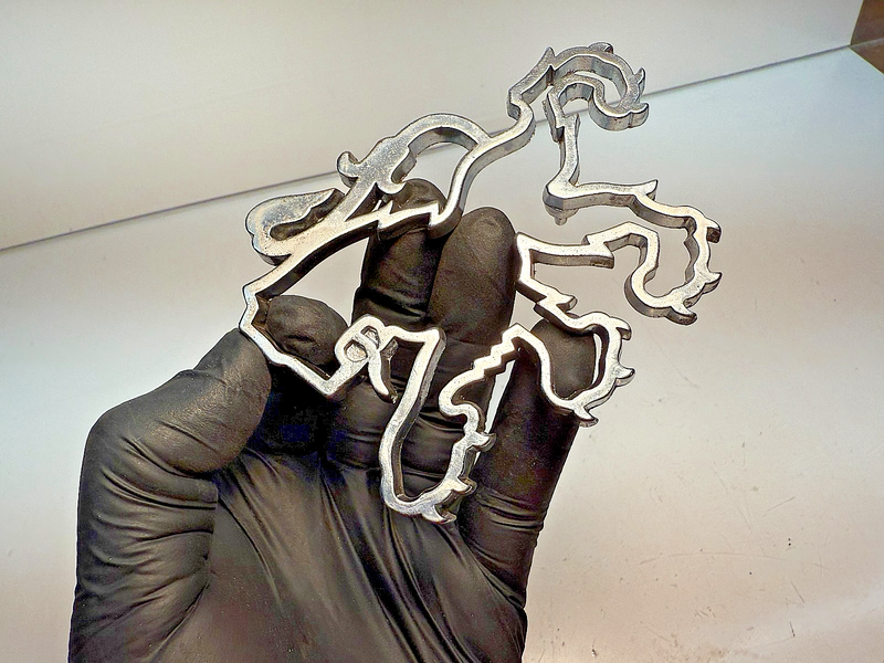 RARE VINTAGE OEM 1970's PEUGEOT METAL LION EMBLEM B32-41z