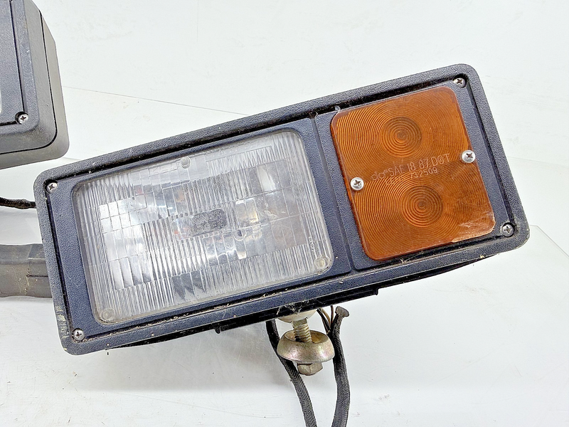 Dominion Auto Snow Plow Light Signal Head Lamp Light Pair SAE H12P 87 DOT B43-55