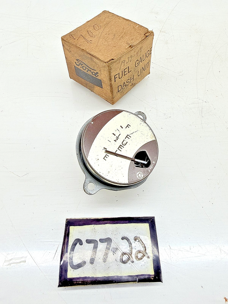 NOS 1937 - 1940 FORD FUEL GAS GAUGE DASH UNIT KING SEELEY 91A-9280 1939 C77-22