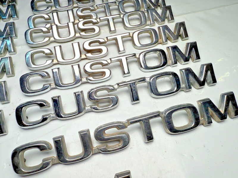 (1) OEM 1980 - 1986 Ford F150 F250 BRONCO CUSTOM Emblem 81 82 83 84 85 B32-183