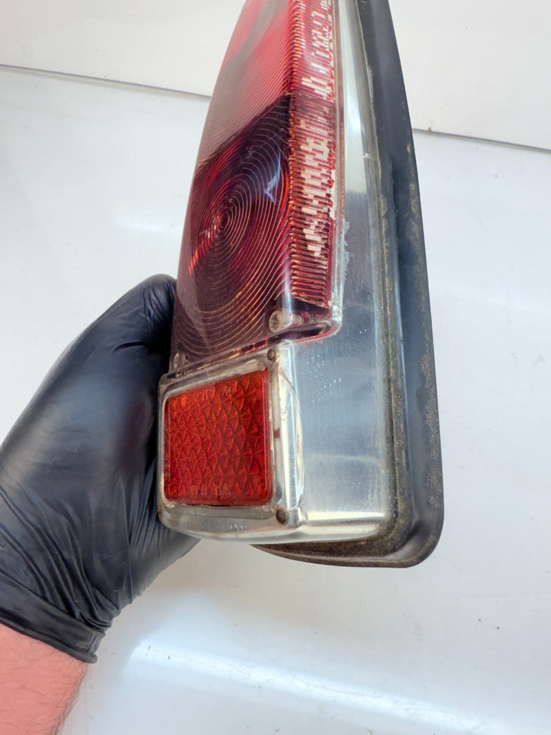 Vintage OEM Peugeot Genuine Rear Lens Tail Light BS 2515-G2 B75-37