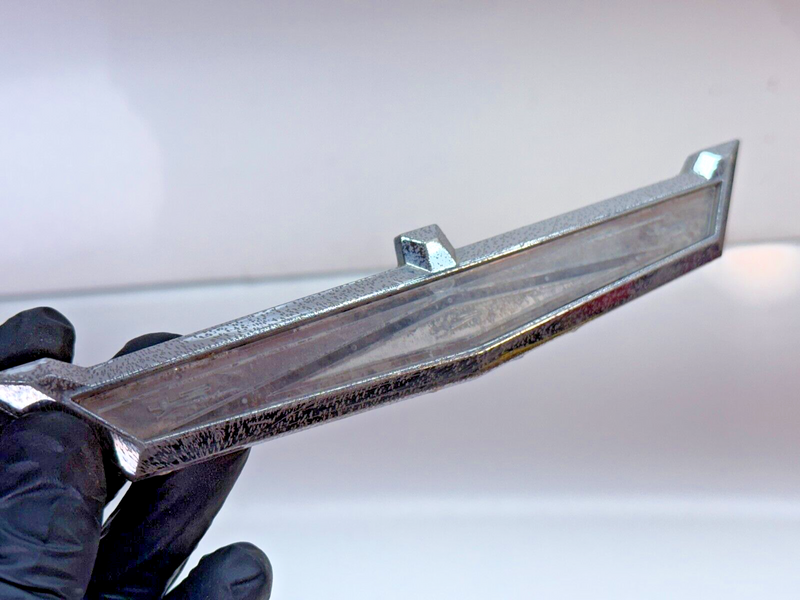 OEM 1963 1964 FORD GALAXIE FAIRLANE ROOF SIDE SAIL PANEL EMBLEM FOMOCO B32-160