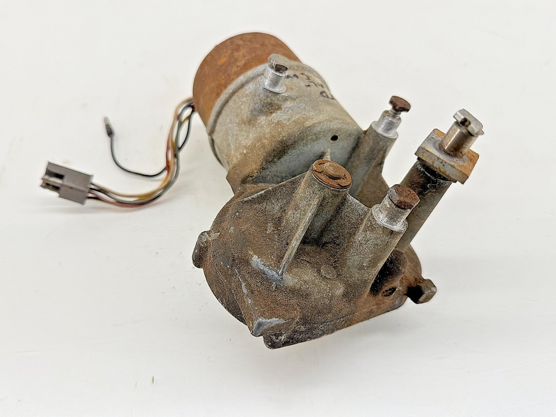OEM 1963 1964 Galaxie Two Speed Windshield Wiper Motor & Mercury STD COMET B78-4