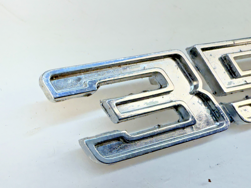 OEM 1969 - 1974 350 Fender Emblem Chevy Chevelle Camaro Nova SS Impala B32-352