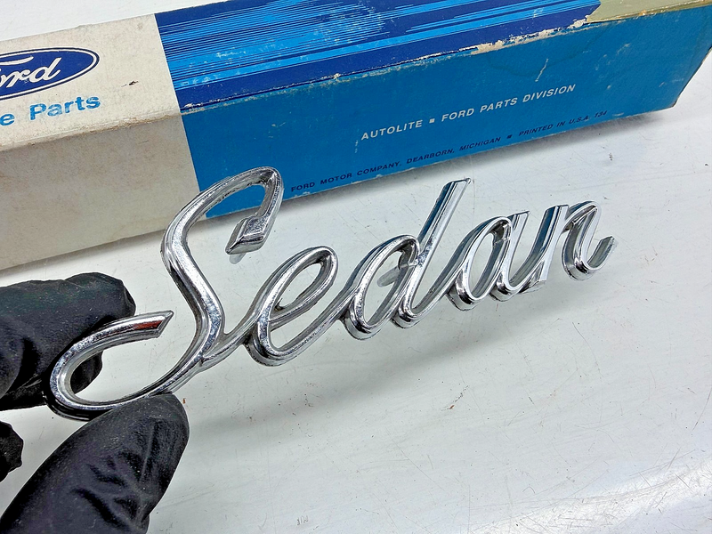 NOS 1970 FORD Galaxie 500 Country Sedan EMBLEM BADGE D0AB-71291B63-B C56-14