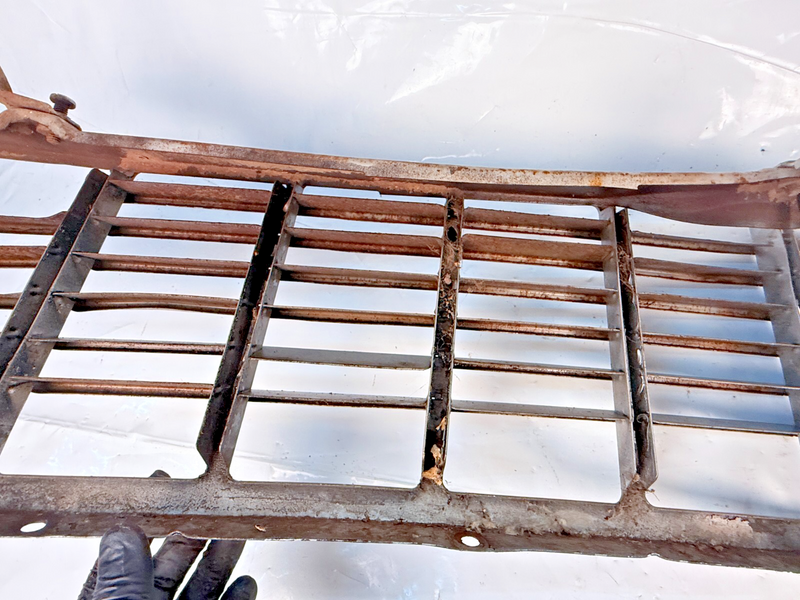 OEM 1956 Chevrolet Belair 150 210 Grill GM Tri-Five Grille Trim U5B-28
