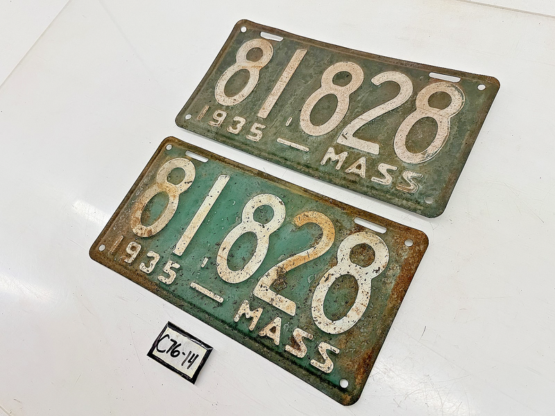 Orig. Paint PAIR 1935 81828 Massachusetts License Plate Sign MA 81.828 C76-14