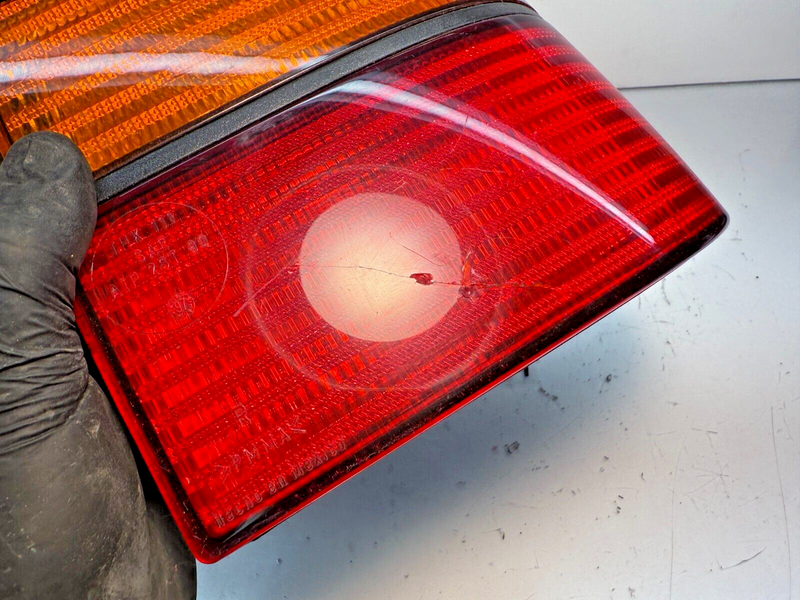 NOS 1993 1994 1995 1996 1997 1998 1999 Volkswagon Jetta Rear Tail Light RH C9-11