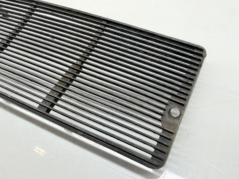 OEM 1964 1965 1966 FORD THUNDERBIRD DASH SPEAKER GRILLE C4SB-6804405-C U3B-55