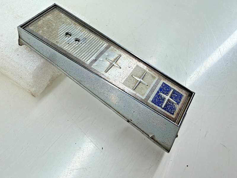 OEM 1965 1966 Comet Capri Caliente Cyclone Front Grille Emblem C5GB-8213-B E7