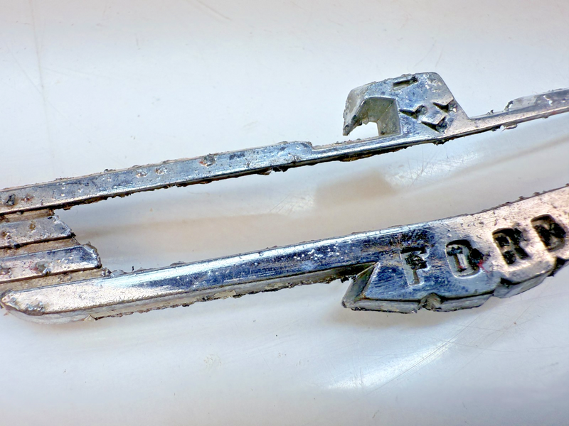 OEM 1956 1957 FORD THUNDERBIRD T-Bird Front Emblem BAB-88392-B E5-65