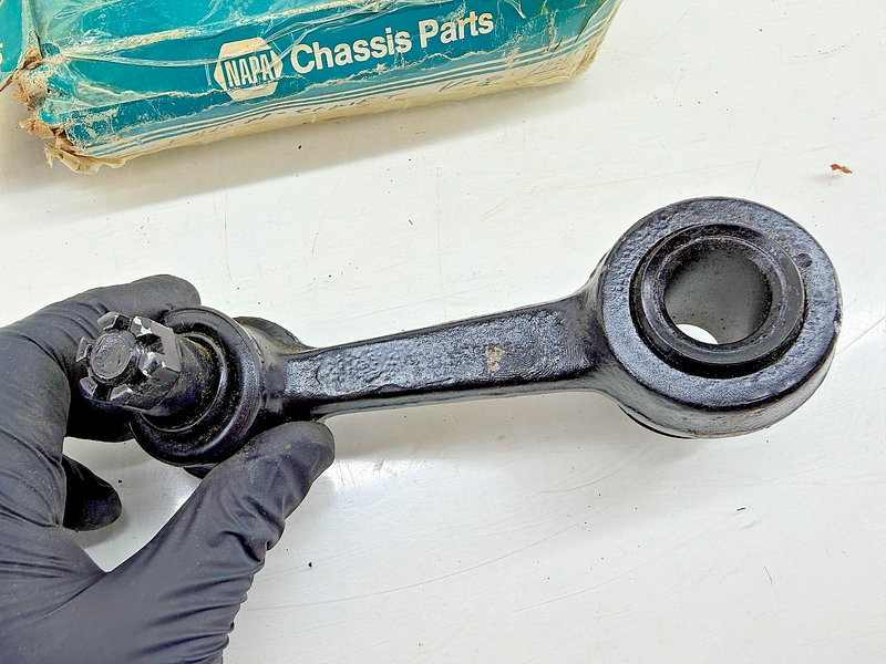 NOS 1963 1964 FORD FALCON COMET V8 POWER STEERING IDLER ARM C3DZ-3352-F C18-56