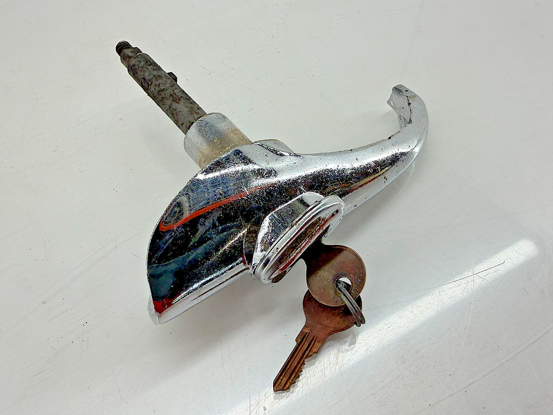 Vintage 1942 - 1946 1947 Chevrolet Aero Rear Trunk Handle Pontiac Chevy C34-52