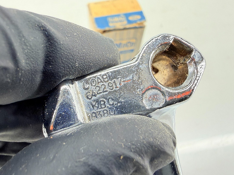 NOS 1960 - 1962 Ford Galaxie 500 XL Monterey Park Lane DOOR VENT WINDOW HANDLE