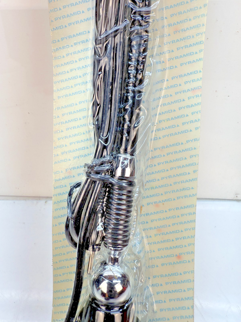 NOS PYRAMID SP- 1305 RUGGED HEAVY DUTY RUBBER AM/FM ANTENNA B2-20