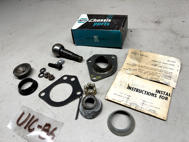 NOS Thunderbird 61-66 NAPA 260-1027 SUSPENSION Front Upper BALL JOINT U1C-B6-16